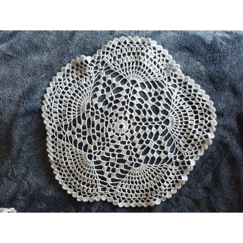 White Doily SET of 4 Vintage Handmade Lace Table Centerpiece Decor Crochet